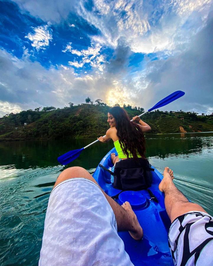 Aw Guatape Glamping Resort Ngoại thất bức ảnh
