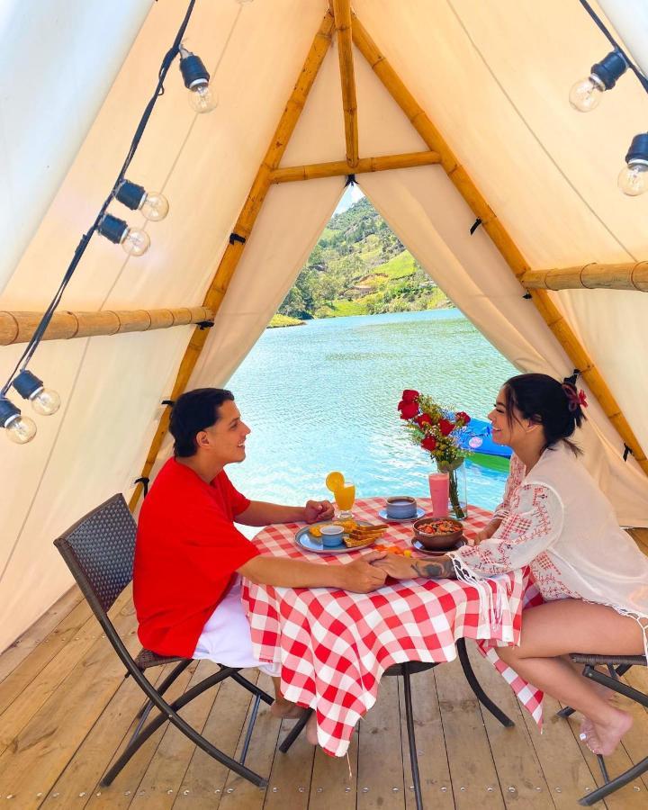 Aw Guatape Glamping Resort Ngoại thất bức ảnh