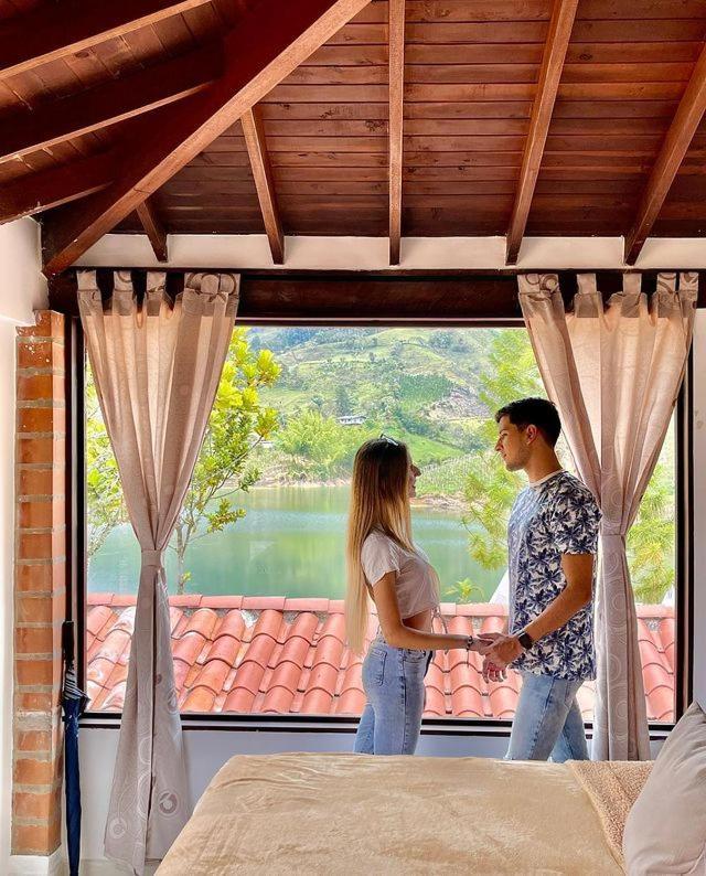 Aw Guatape Glamping Resort Ngoại thất bức ảnh